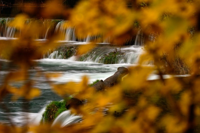 VIDEO: The Mrežnica River in autumn
