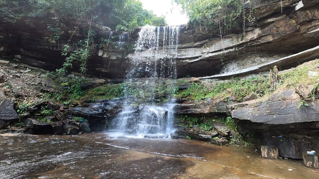 Tada, waterfall, kampot, cambodia